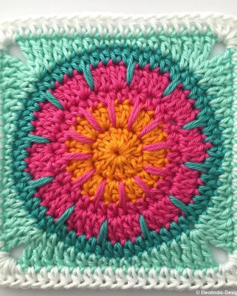 multicolor circle crochet granny square