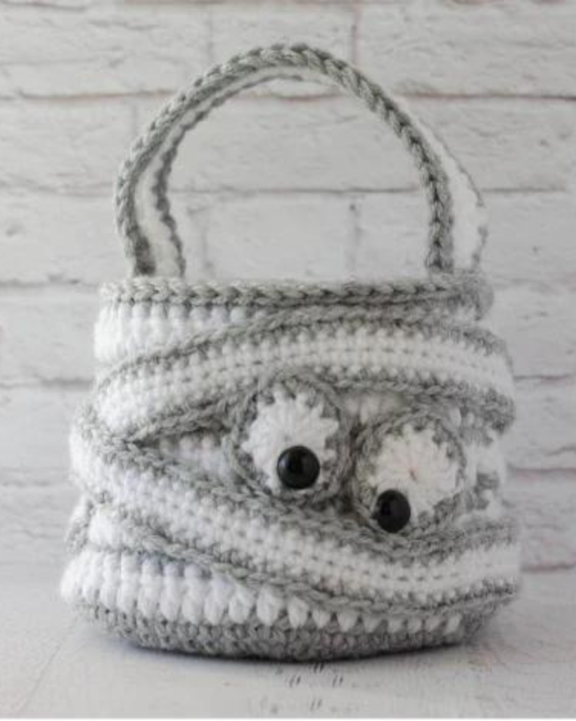crochet white and grey mummy basket