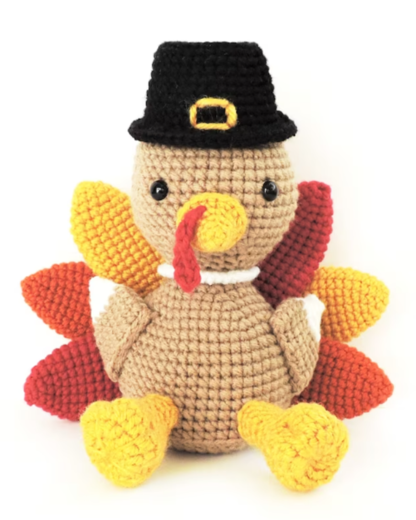 crochet turkey with pilgrim hat