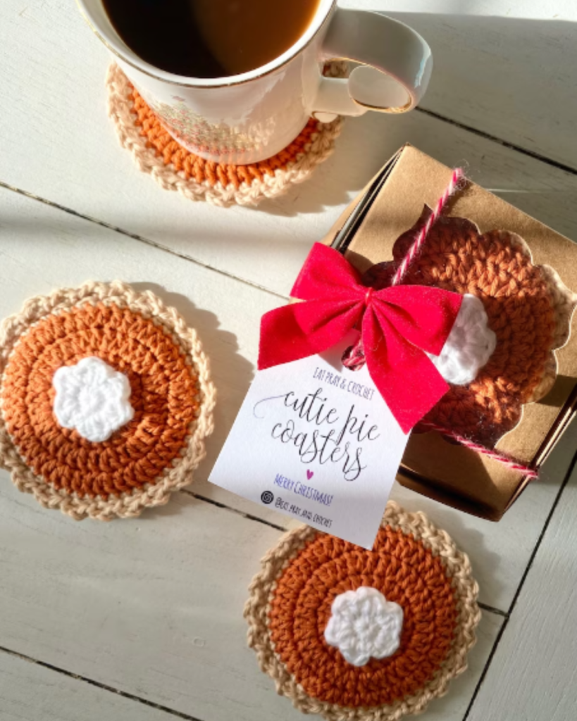 crochet pumpkin pie coasters