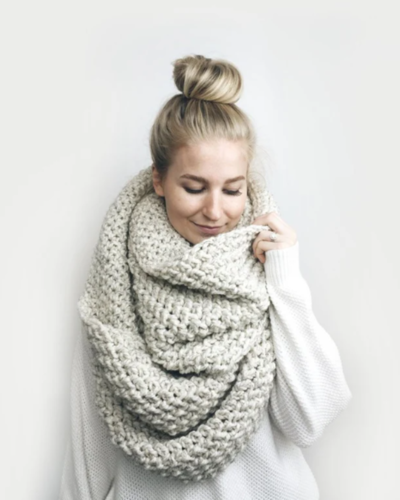 chunky crochet infinity scarf