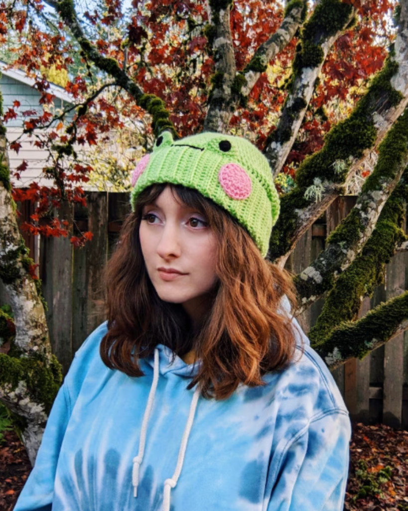 green frog crochet hat