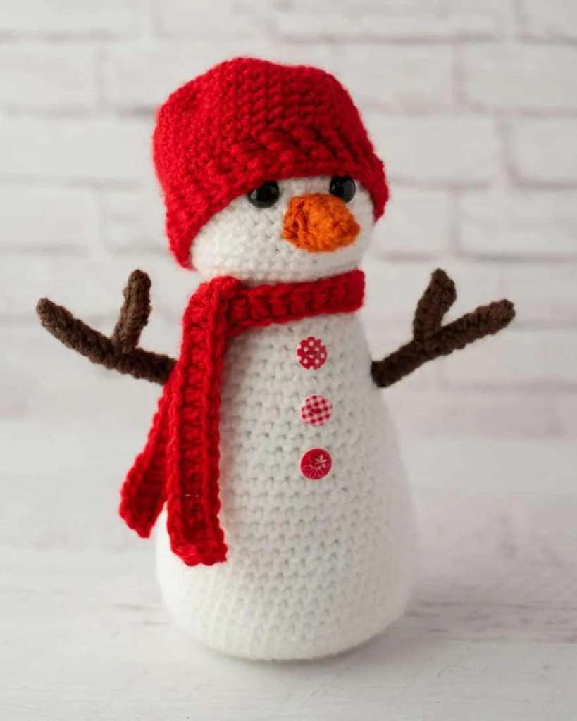 crochet christmas amigurumi snowman
