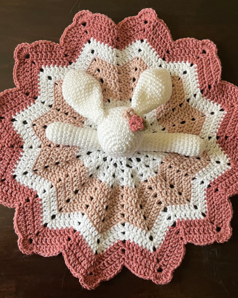 beginner-friendly crochet lovey – quick crochet baby gifts